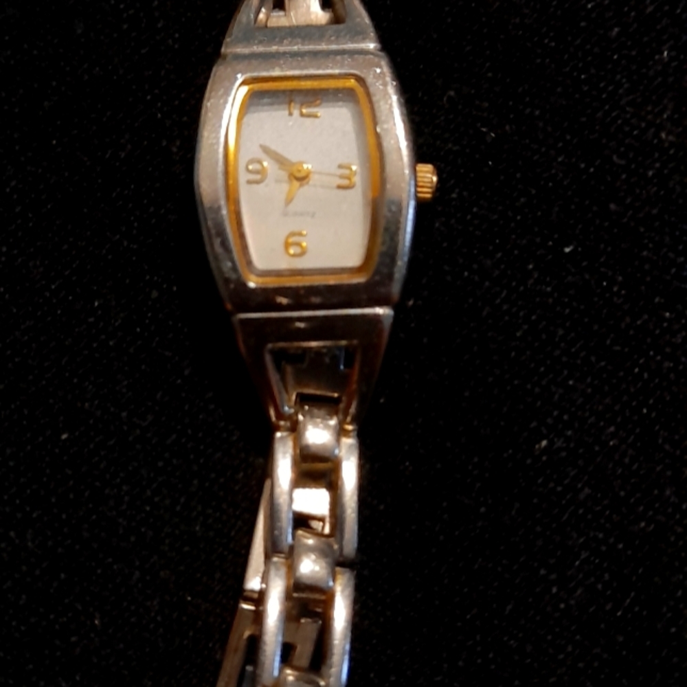 Woman's fashion watch